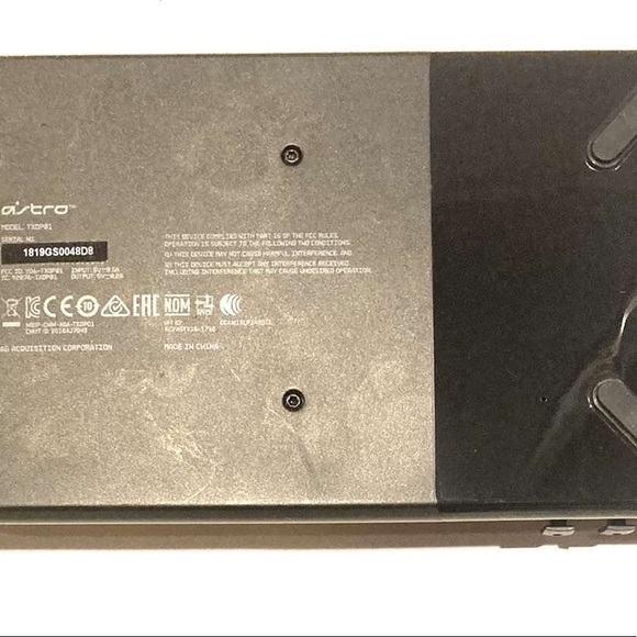 Astro A50 Gaming Headset W/ Basestation, Wireless- Xbox One/PC. - Picture 6 of 6